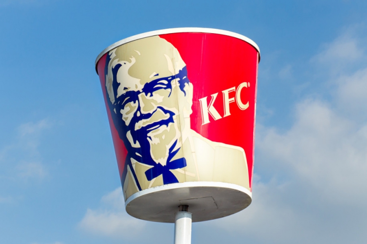  KFC–ს მომხმარებელი 20 მილიონს ცრუ რეკლამის გავრცელებისათვის სთხოვს